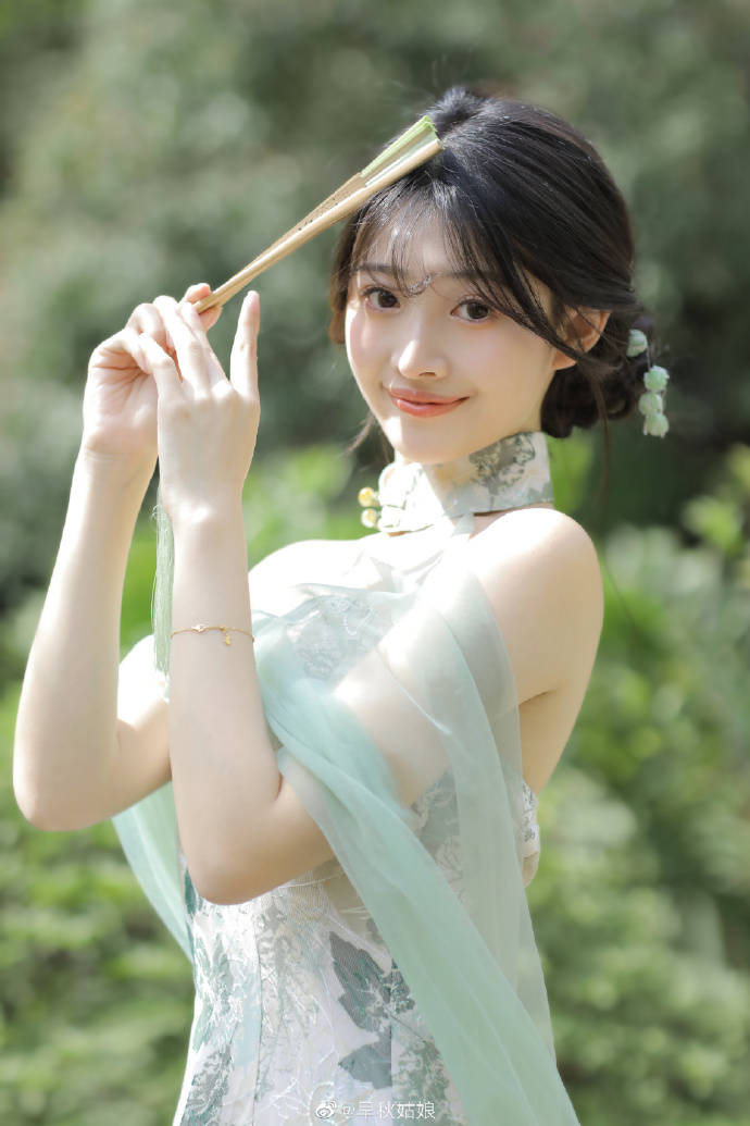 左玮：“群众中的极少数巨婴，碰瓷了大量公共资源”